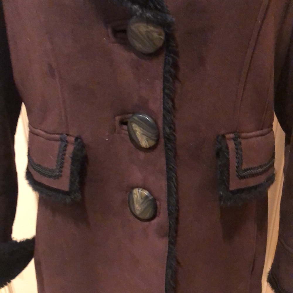 Coat - Picture 7 of 7